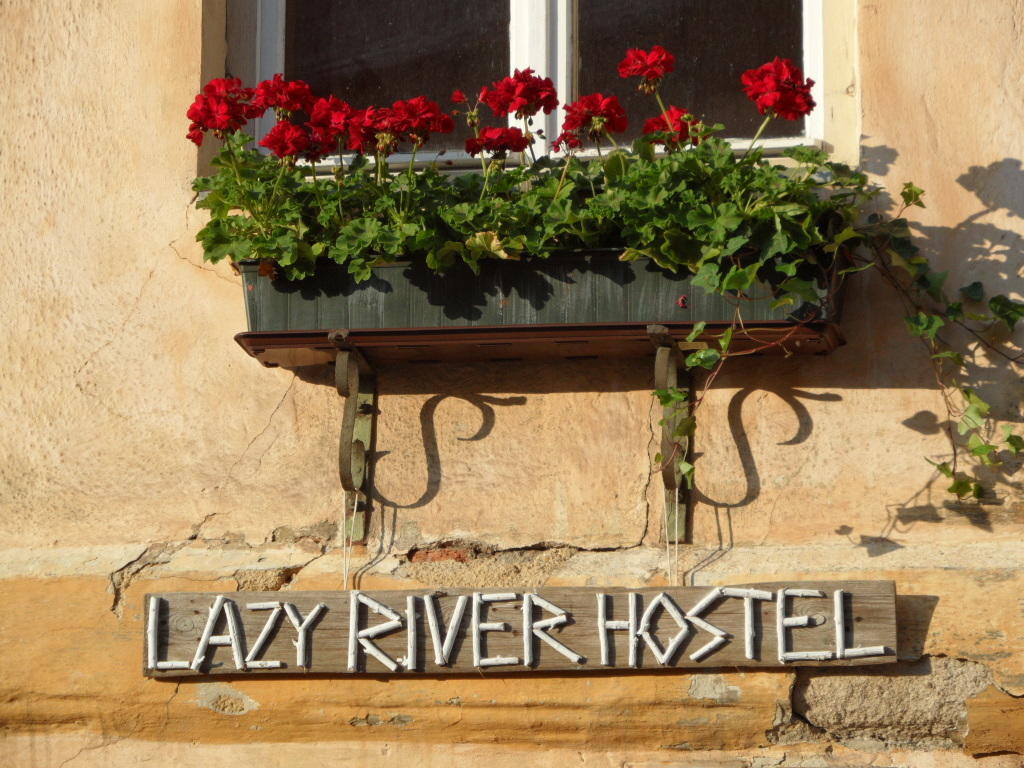 Lazy River Hostel Loket ภายนอก รูปภาพ